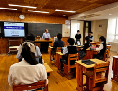 中学2年生　キャリアスタディ～コマツ　地雷除去プロジェクト出前講座～