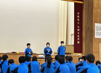 １