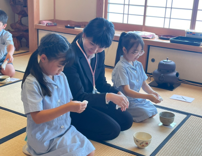 茶道・大学交流学習