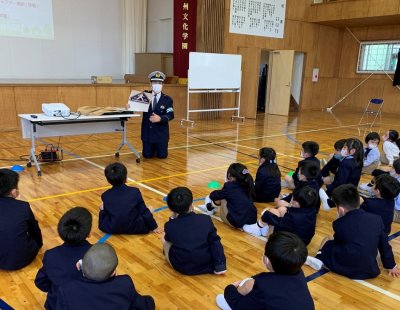 小学校１・２年生　交通安全教室