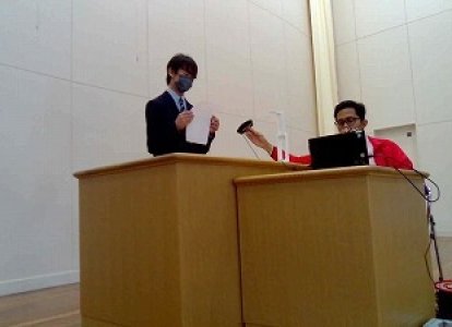 遠隔配信で生徒の発表を披露することができました。