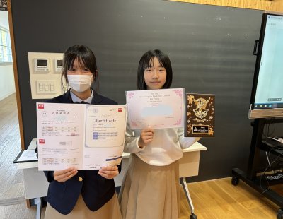 ２学期の表彰式を行いました。
