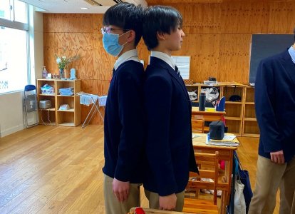2人