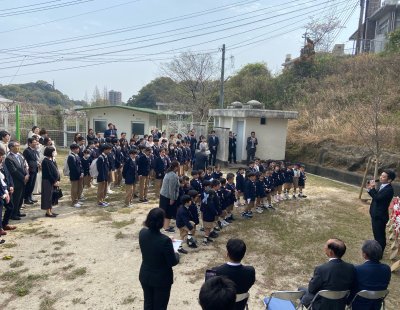 大きく育て、桜も私たちも！　～桜の木を植樹しました～