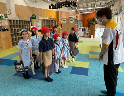 小学2年生　町たんけんに行ってきました！