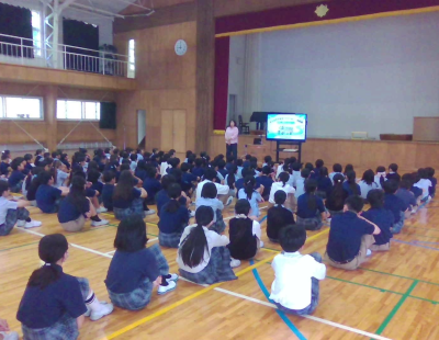 全学年　バスの乗車指導