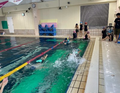 小学２年生 水泳授業