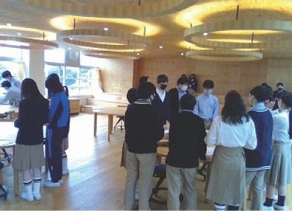 中学２年生・１年生　クラッピング合同練習
