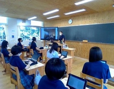 自らの生き方を主体的に考える　～中学2年生　キャリア学習～