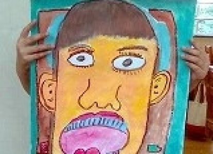 小2図工「歯と口の健康週間」の絵を描いたよ。
