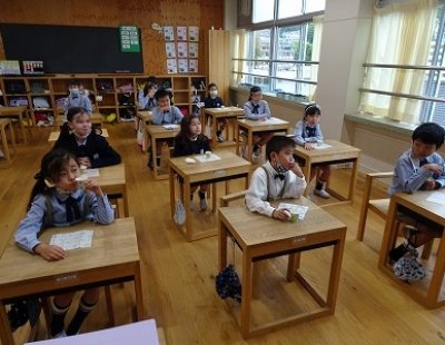 小学３年　フッ化物洗口スタート