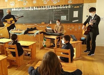 クリスマスが近づいてきました♪（小学校2年生）