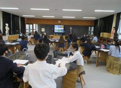 長崎国際大学薬学部・出張講義
