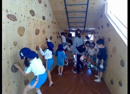 幼稚園との交流学習