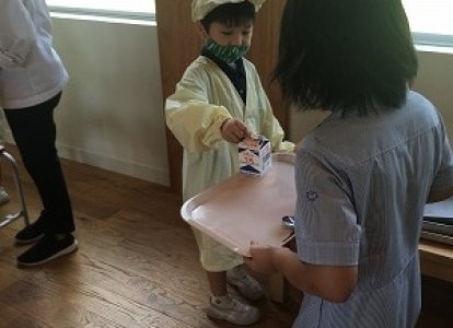 初めての給食当番