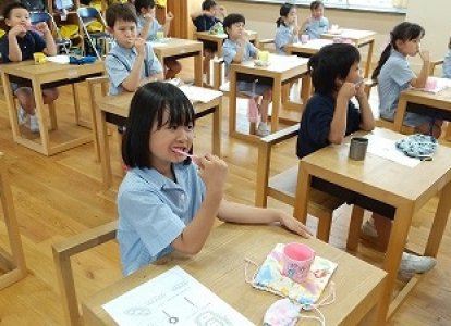 「ブラッシング指導」小学校2年生