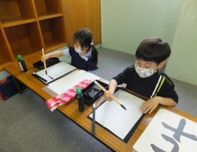 学童で書道教室が始まりました！