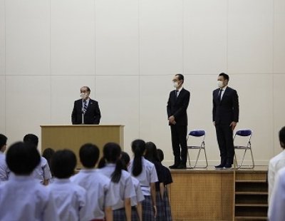 着任式を行いました。