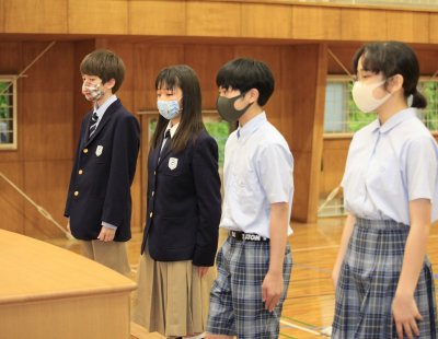 学級委員任命式と着任式を行いました。