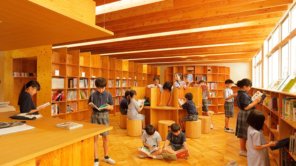 図書室 　Library