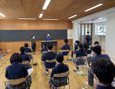 中学２年生　AED講習会を実施しました！