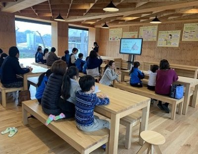 小学校「おはし名人になろう」の学習を行いました。