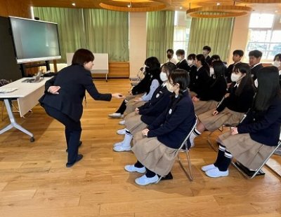 中学3年生が人権学習を行いました。